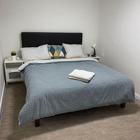 Surčin Airport Houseヴィラ エクステリア 写真